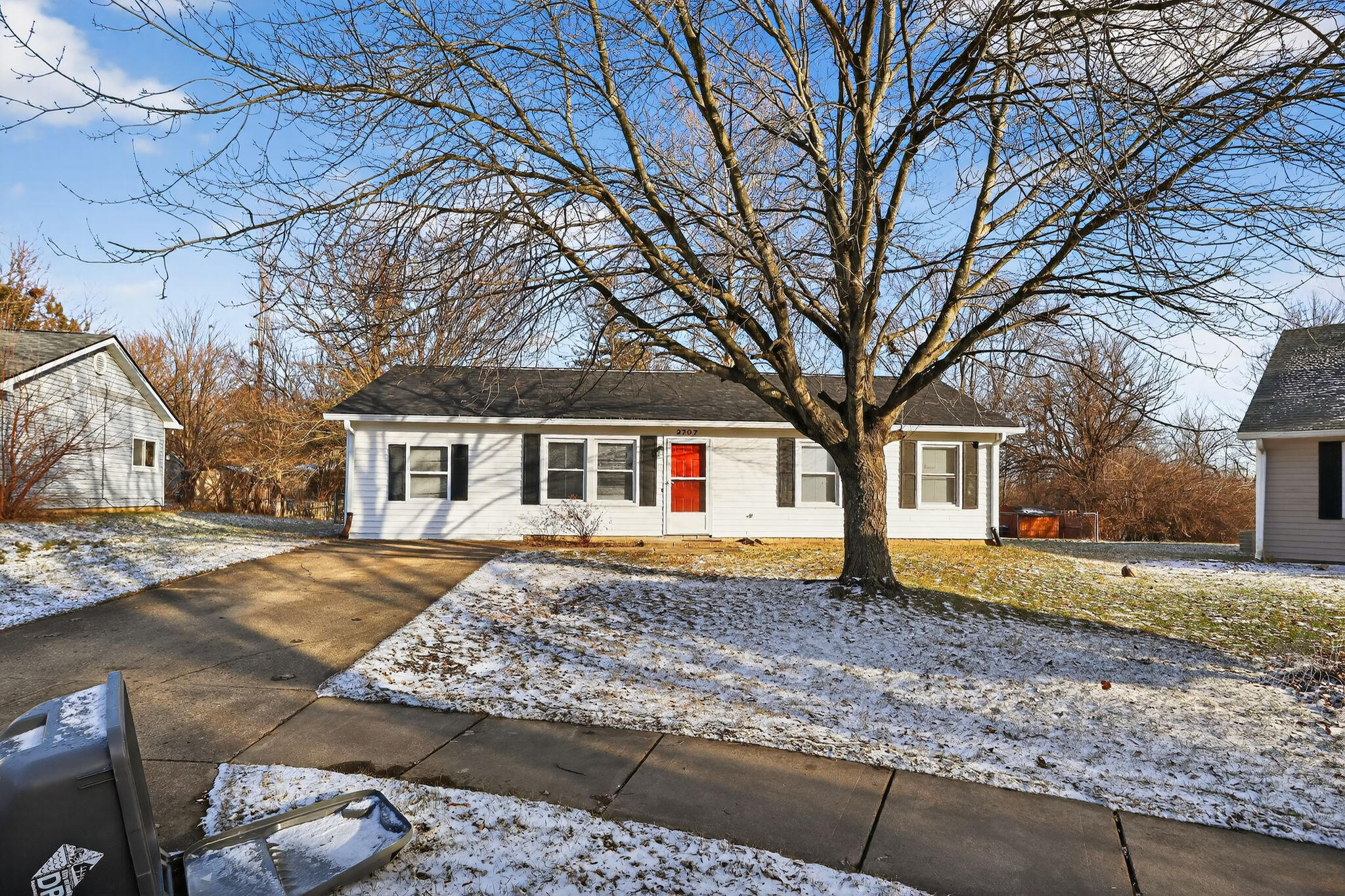2707 Heatherlea Court, Indianapolis, IN 46229